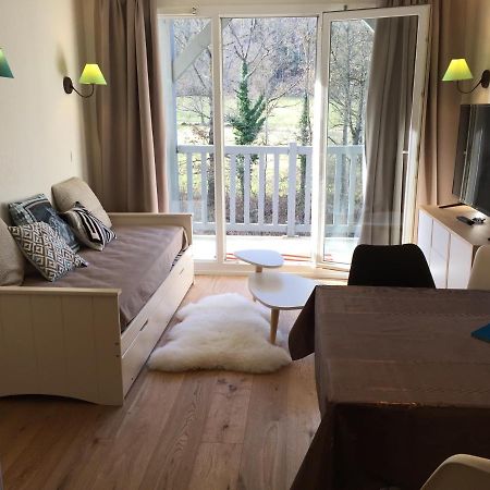 Agréable T2 idéalement situé au coeur de SaintLary Exterior foto